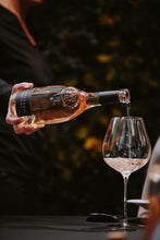 Carica l'immagine nel visualizzatore di Gallery, Antitesi , Chiaretto Valtènesi 2021 Cofanetto da 3 bottiglie 0,75 lt