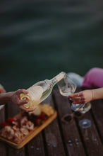 Load image into Gallery viewer, Dorobianco Vino Bianco 2024- Cartone da 6 Bottiglie da 0,75 Lt
